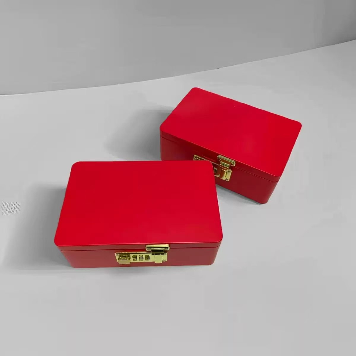 Red Password-Locked Storage Ir - Lock And Lock Food Storage のレビューと価格